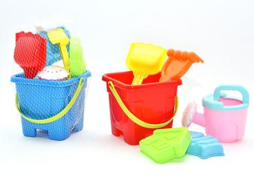 Sandspielzeug, Eimer, Ø 15 cm, H 14cm + 5 Teile im Netz farbl. sort.
